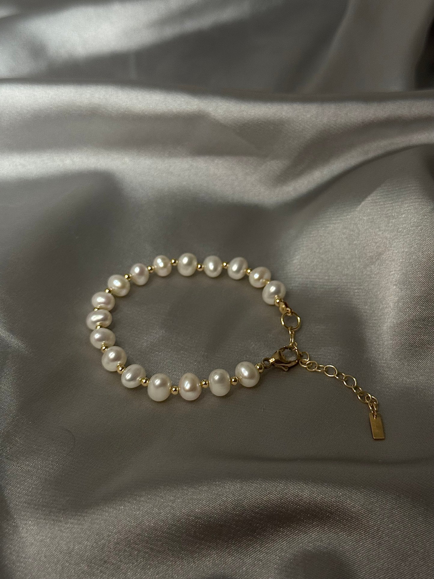 Aurelia Pearl Bracelet