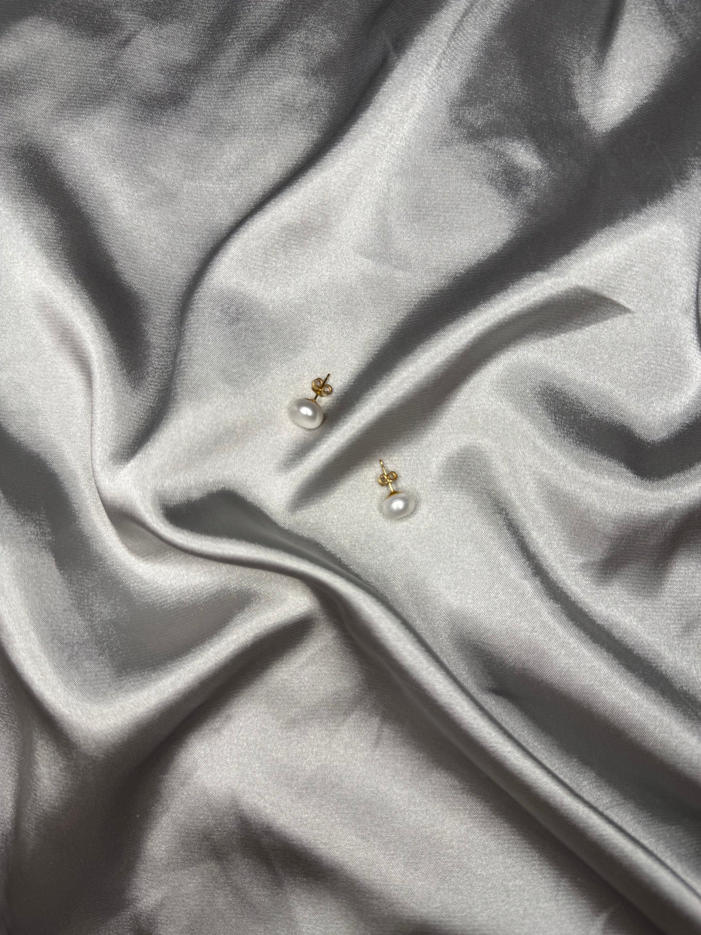 White Button Pearl Earrings