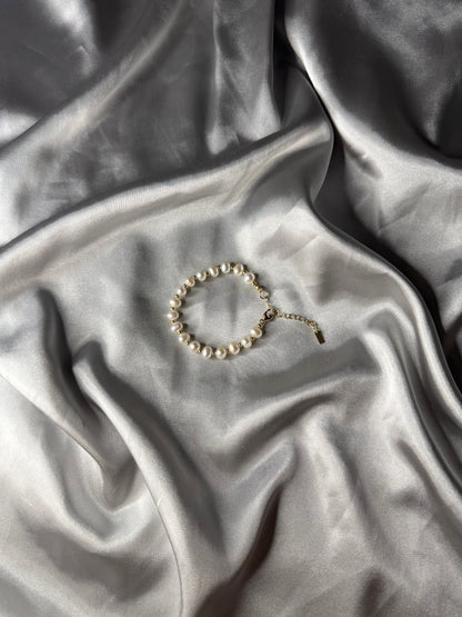 Aurelia Pearl Bracelet