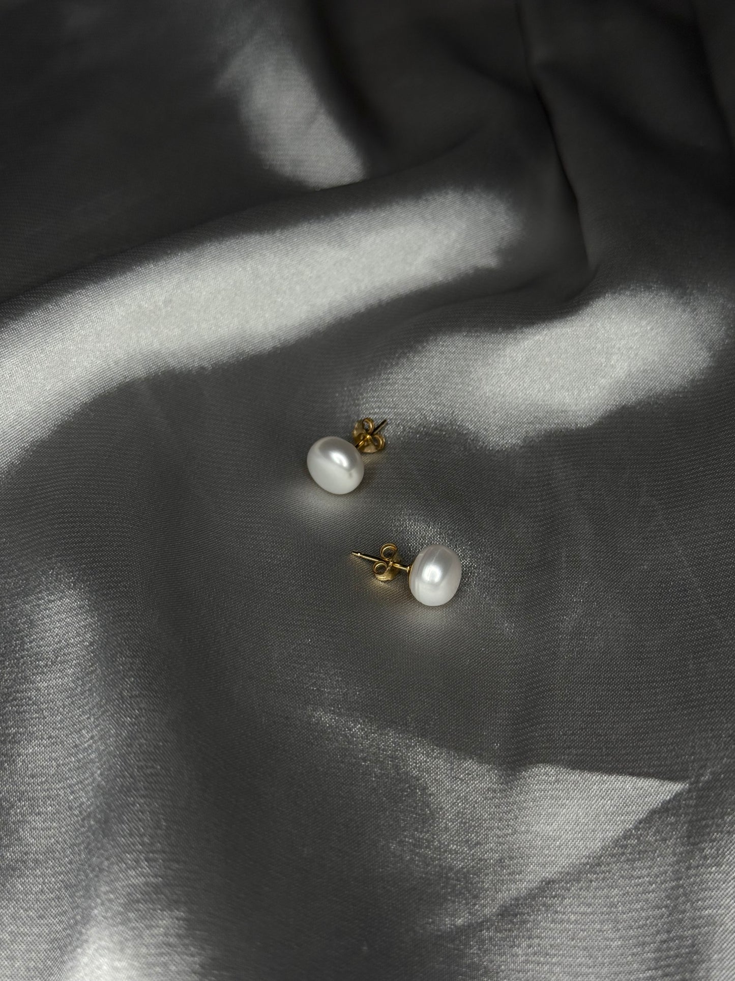 White Button Pearl Earrings