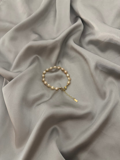 Blush Pearl Bracelet