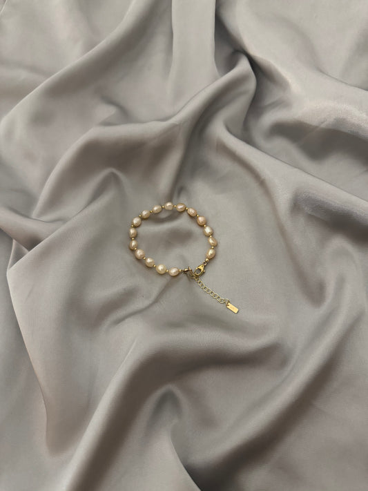 Blush Pearl Bracelet