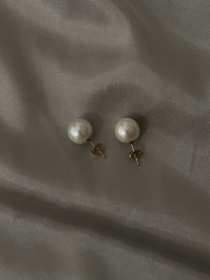 Classic Round Pearl Earrings