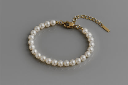 Classic Pearl Bracelet