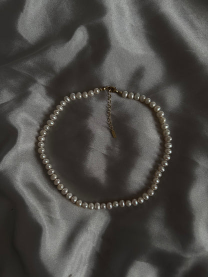 Classic Pearl Necklace