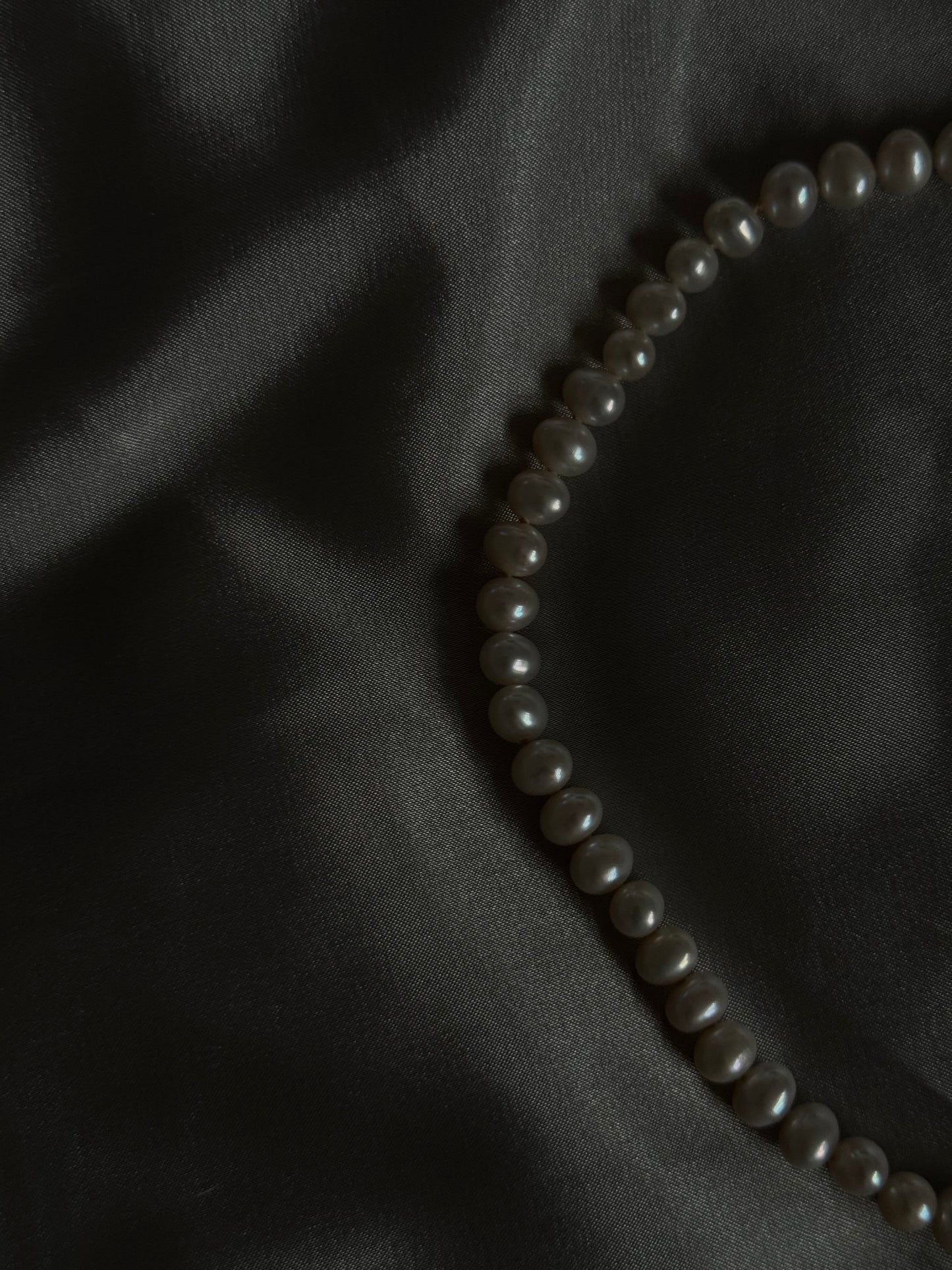 Classic Pearl Necklace