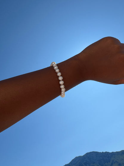 Classic Pearl Bracelet